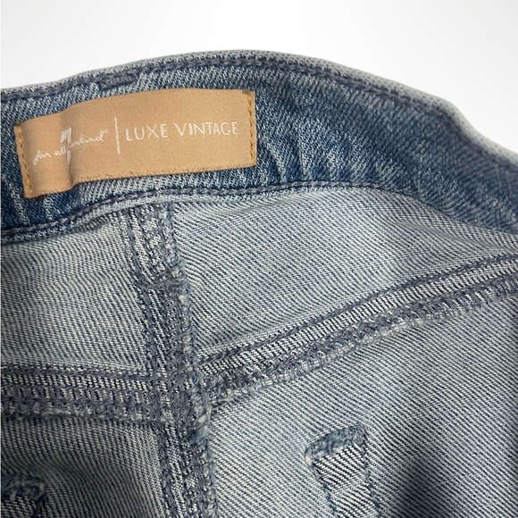 Seven for all mankind intentionally distressed Jeans with Frayed Bottoms size 28 - Picture 4 of 6